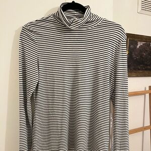 Women’s Size Medium black & white stripe turtle neck.